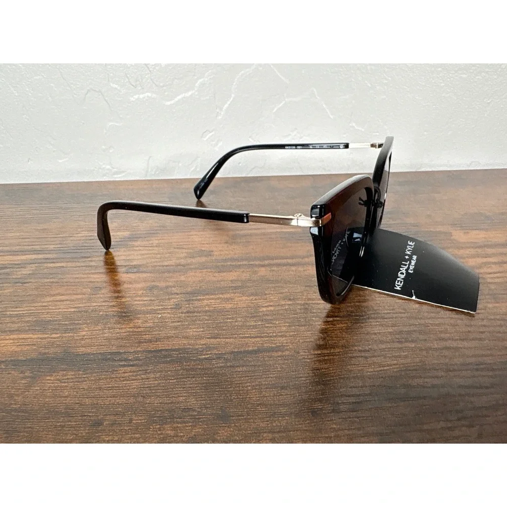 Kendall + Kylie‎ Ceci Cat Eye Sunglasses Black Gold KK5128 001 New with Case